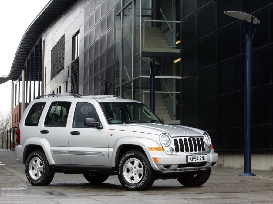  Jeep Cherokee Limited 2005 года  (UK) (фото 23 из 30)